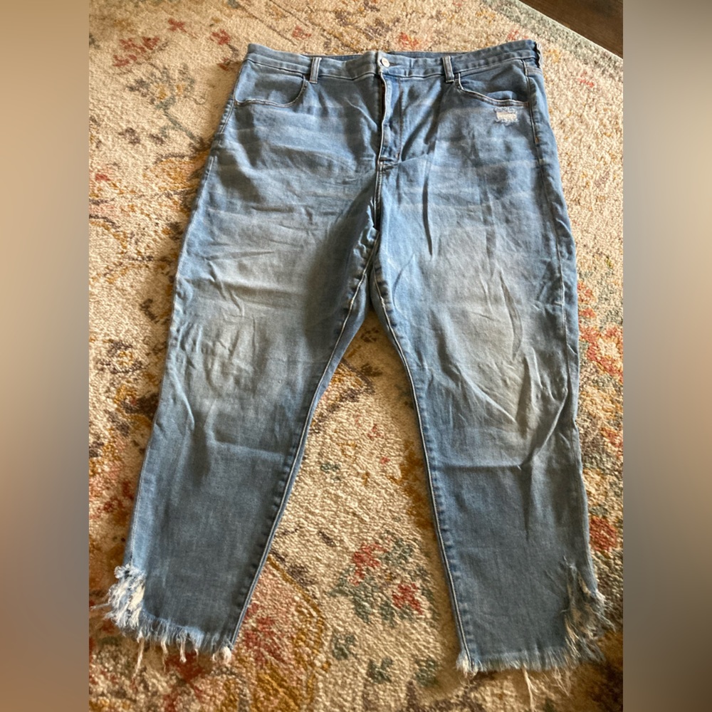 American Eagle Highest Rise Mom Jeans